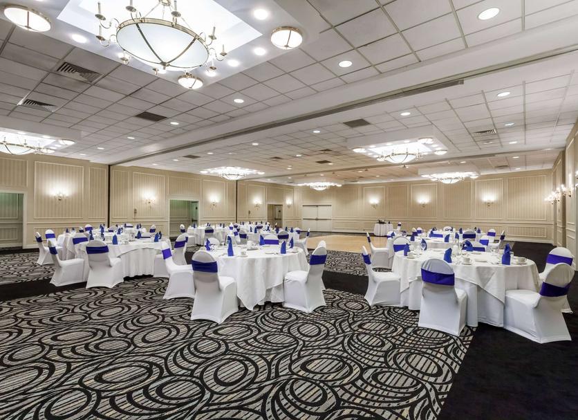 Banquet hall Photo