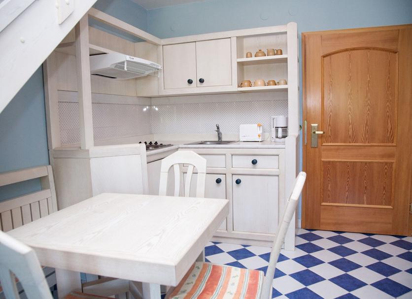 Kitchen Photo