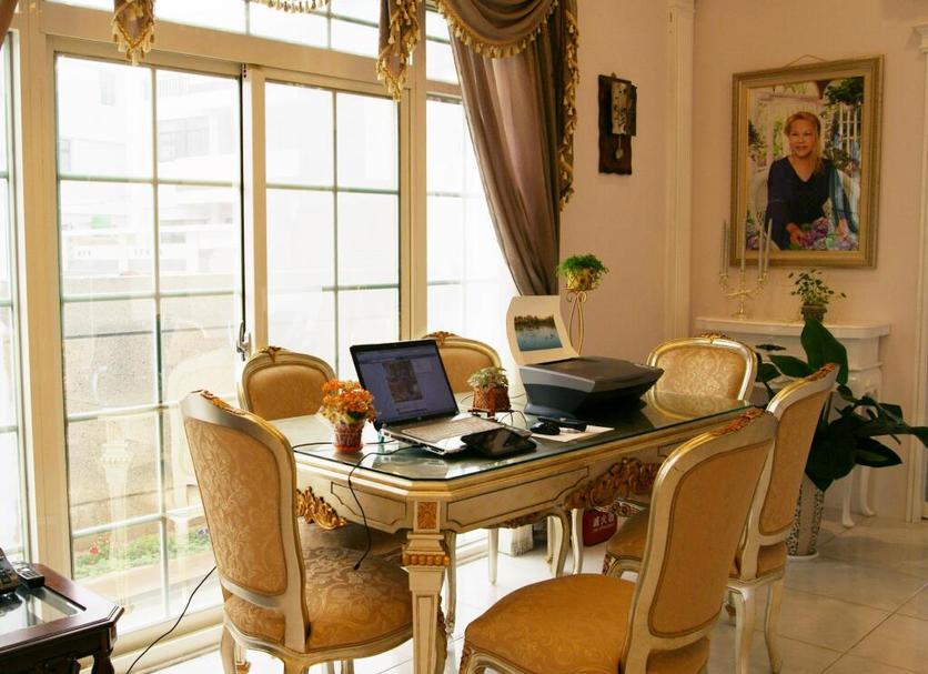 Dining room Photo