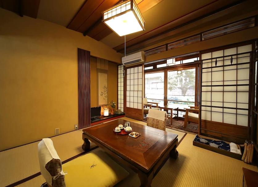 Dining room Photo