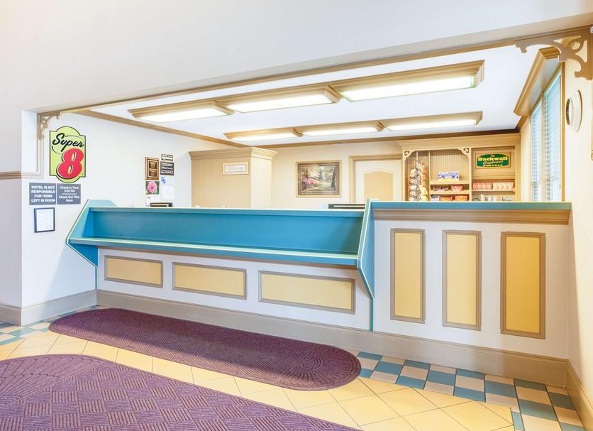 Front desk Photo