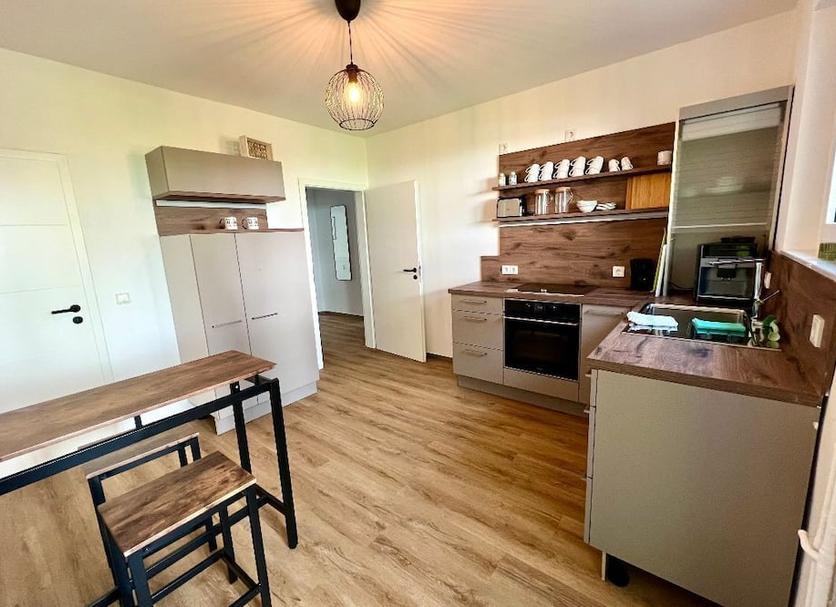 Kitchen Photo