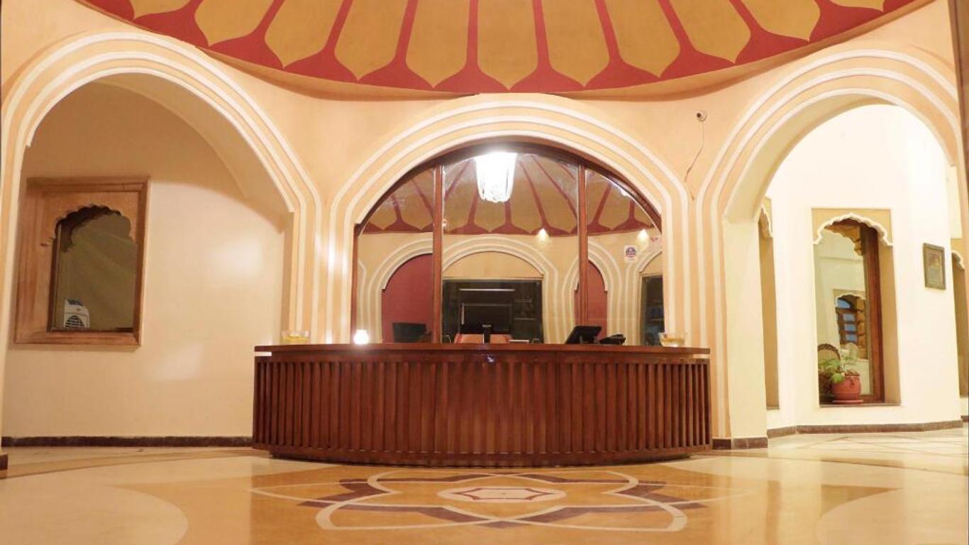 Hotel Deoki Niwas Palace