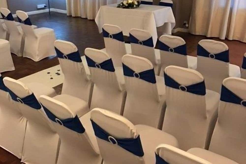 Banquet hall Photo