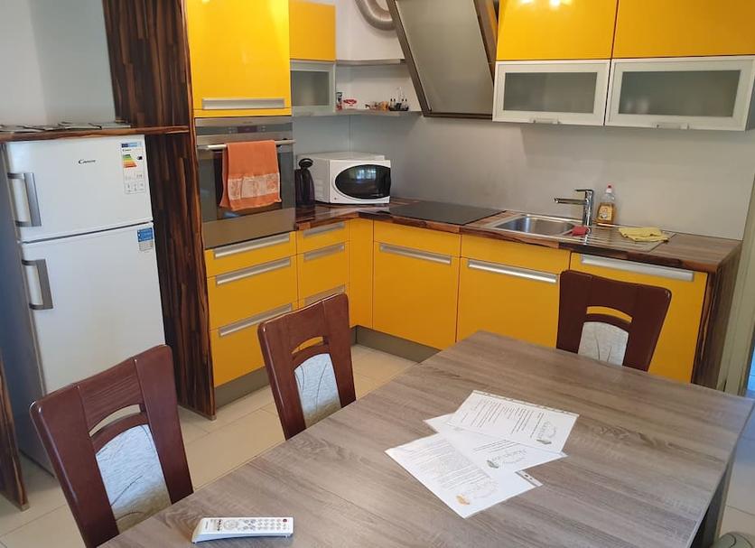Kitchen Photo