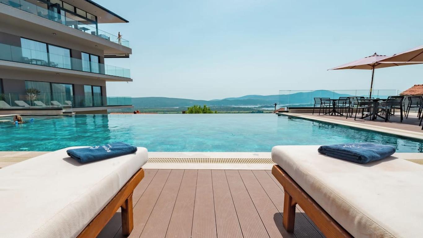 Royal Blue Resort & Residences