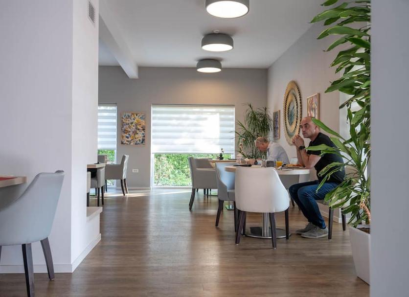 Dining room Photo