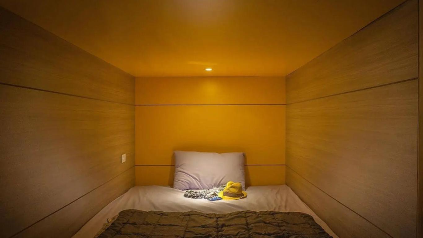 T Hostel @ Victory Monument