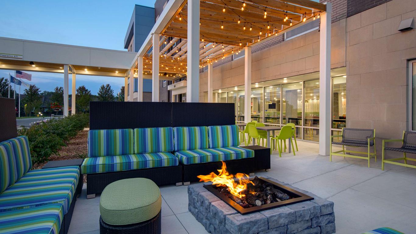 Home2 Suites by Hilton Grand Rapids Airport