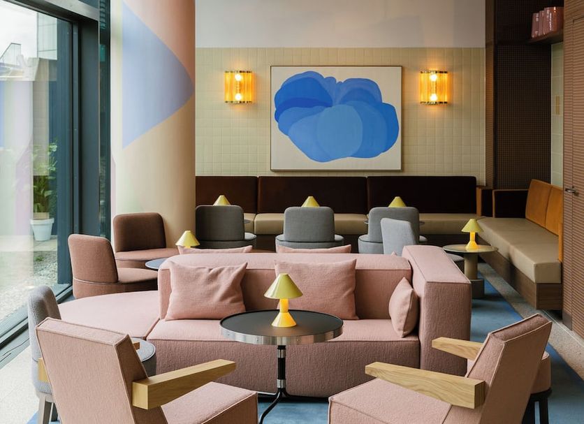 Lounge Photo