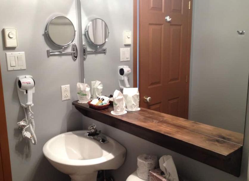 Bathroom Photo