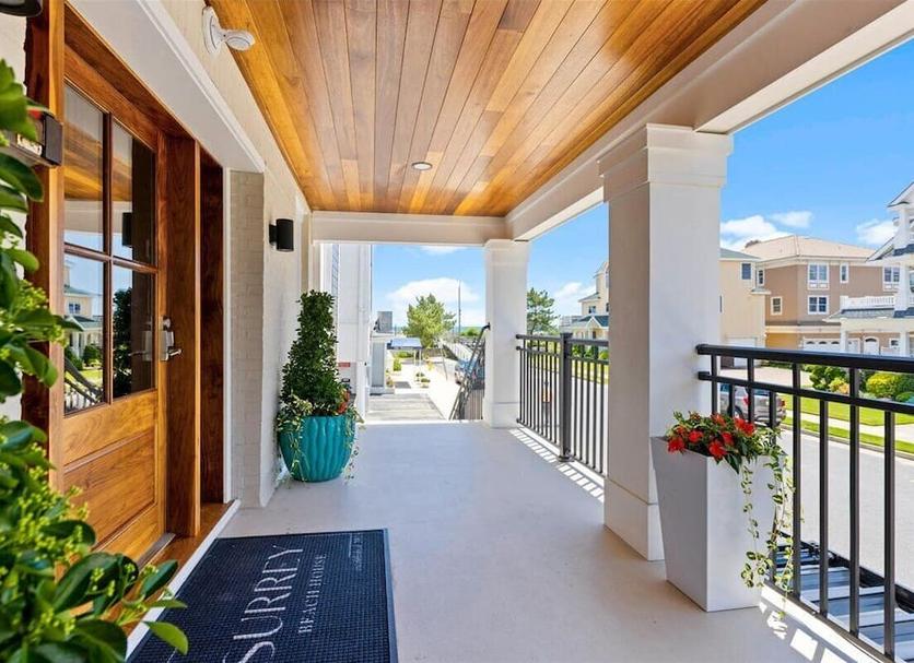 Balcony Photo