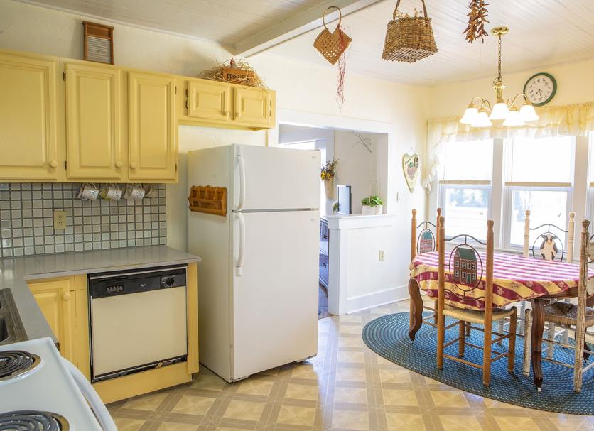 Kitchen Photo