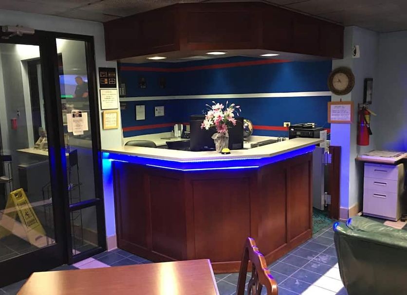 Front desk Photo