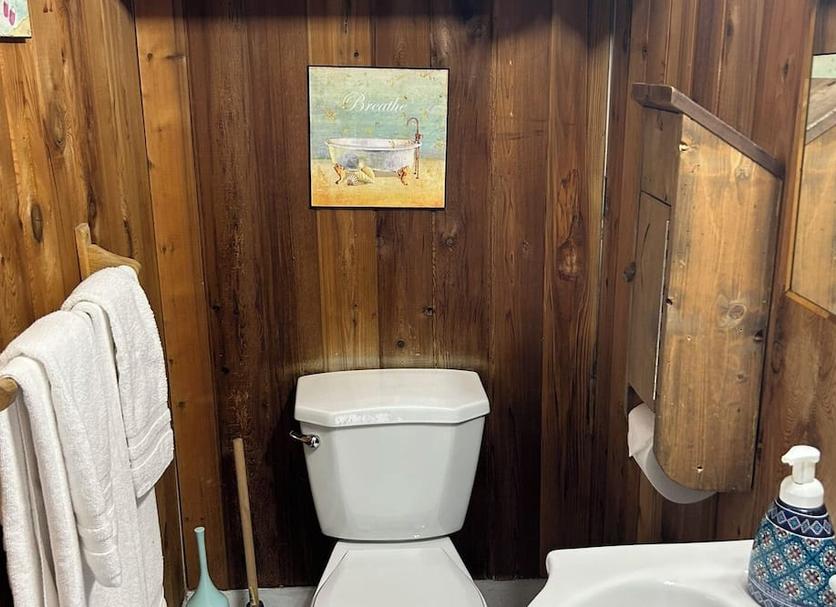 Bathroom Photo
