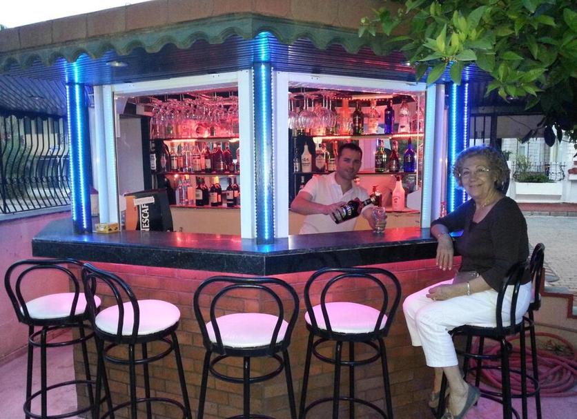 Bar Photo