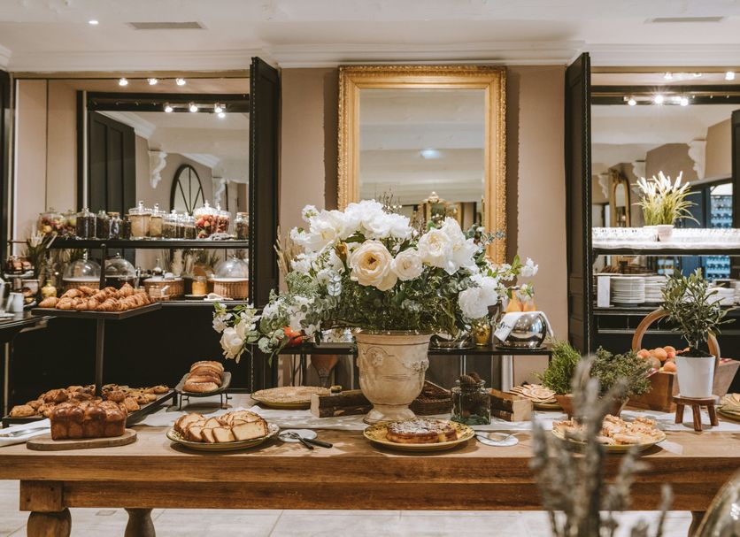 Buffet Photo