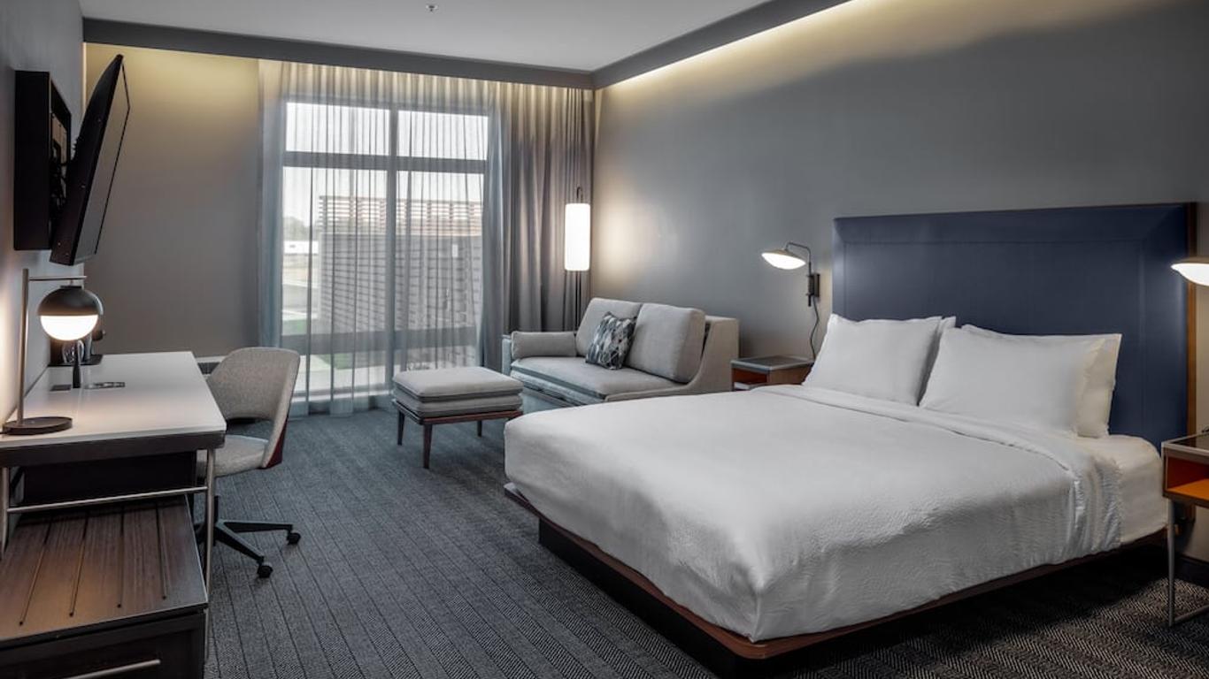 Courtyard by Marriott Conway