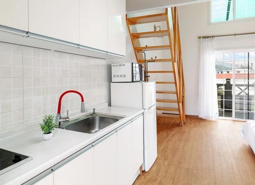 Kitchen Photo