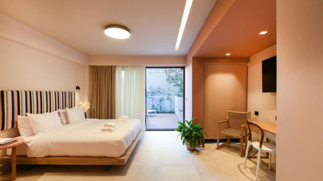 Pavo Art Hotel
