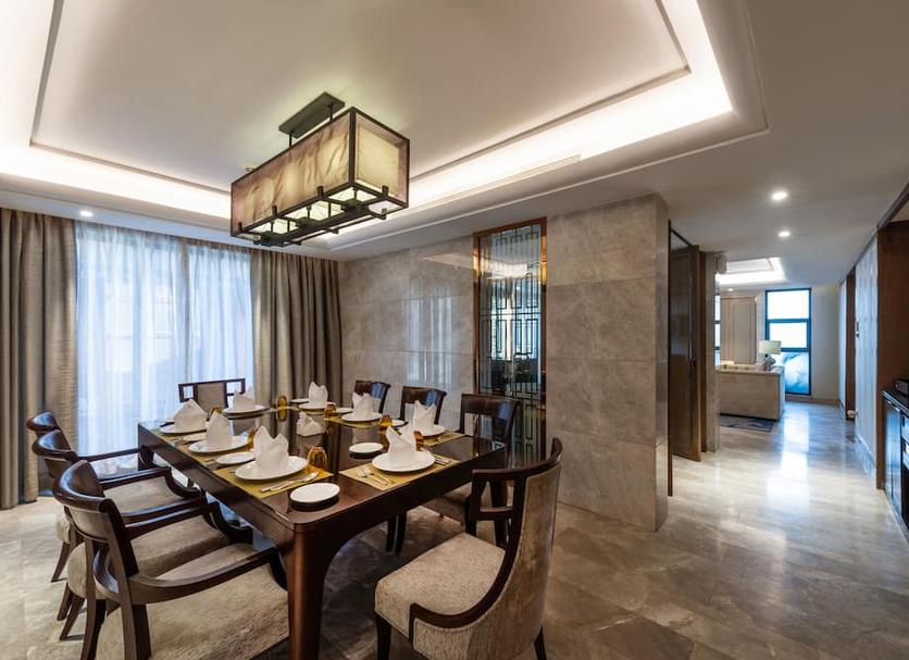 Dining room Photo