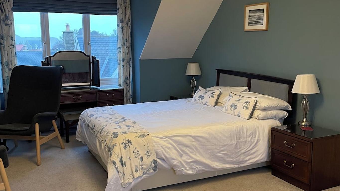 Hillcrest House Bed & Breakfast