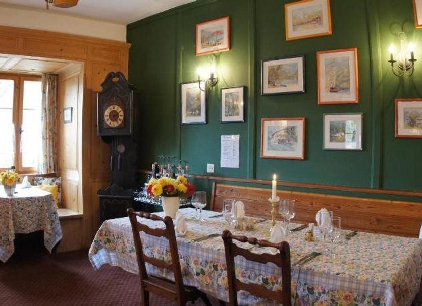Restaurant Photo