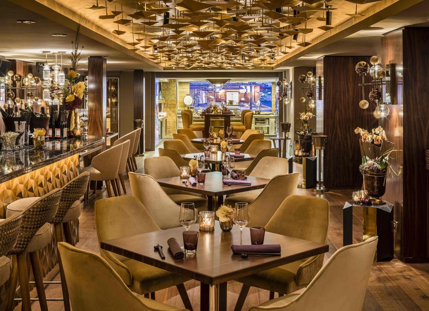 Restaurant Photo