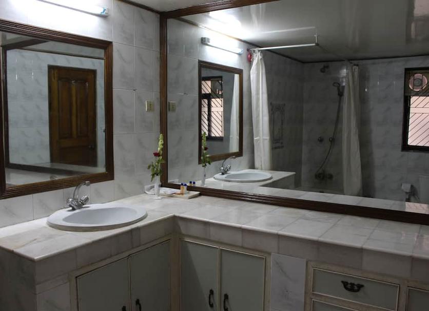 Bathroom Photo