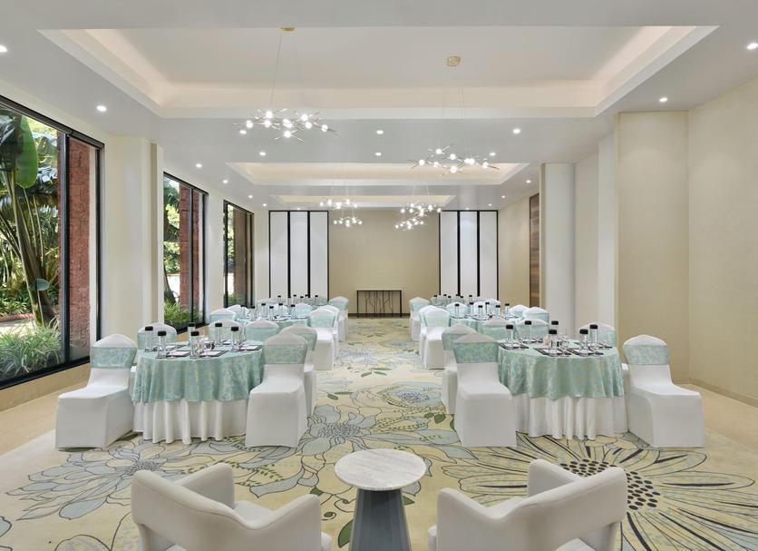 Banquet hall Photo
