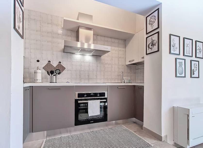 Kitchen Photo