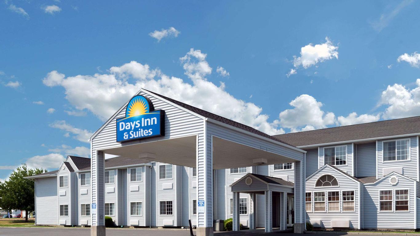 Days Inn & Suites by Wyndham Spokane Airport Airway Heights