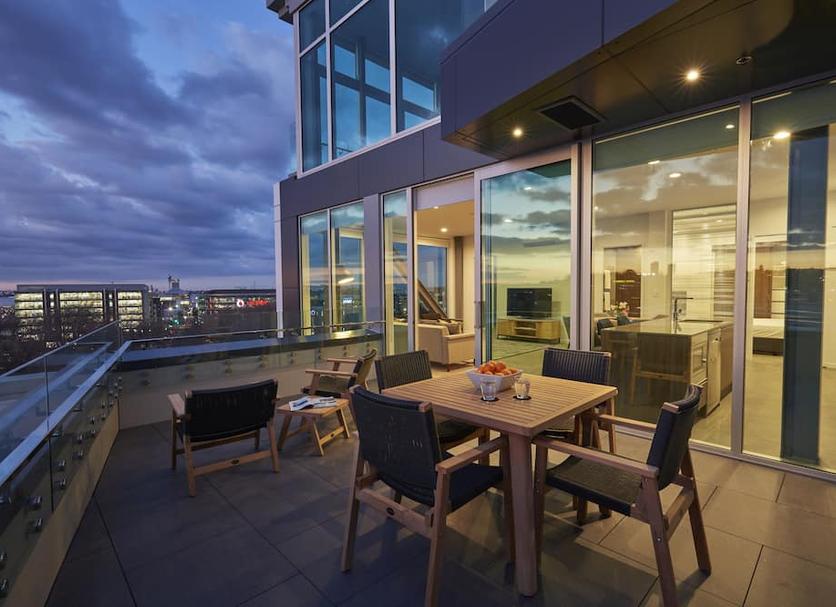 Balcony Photo