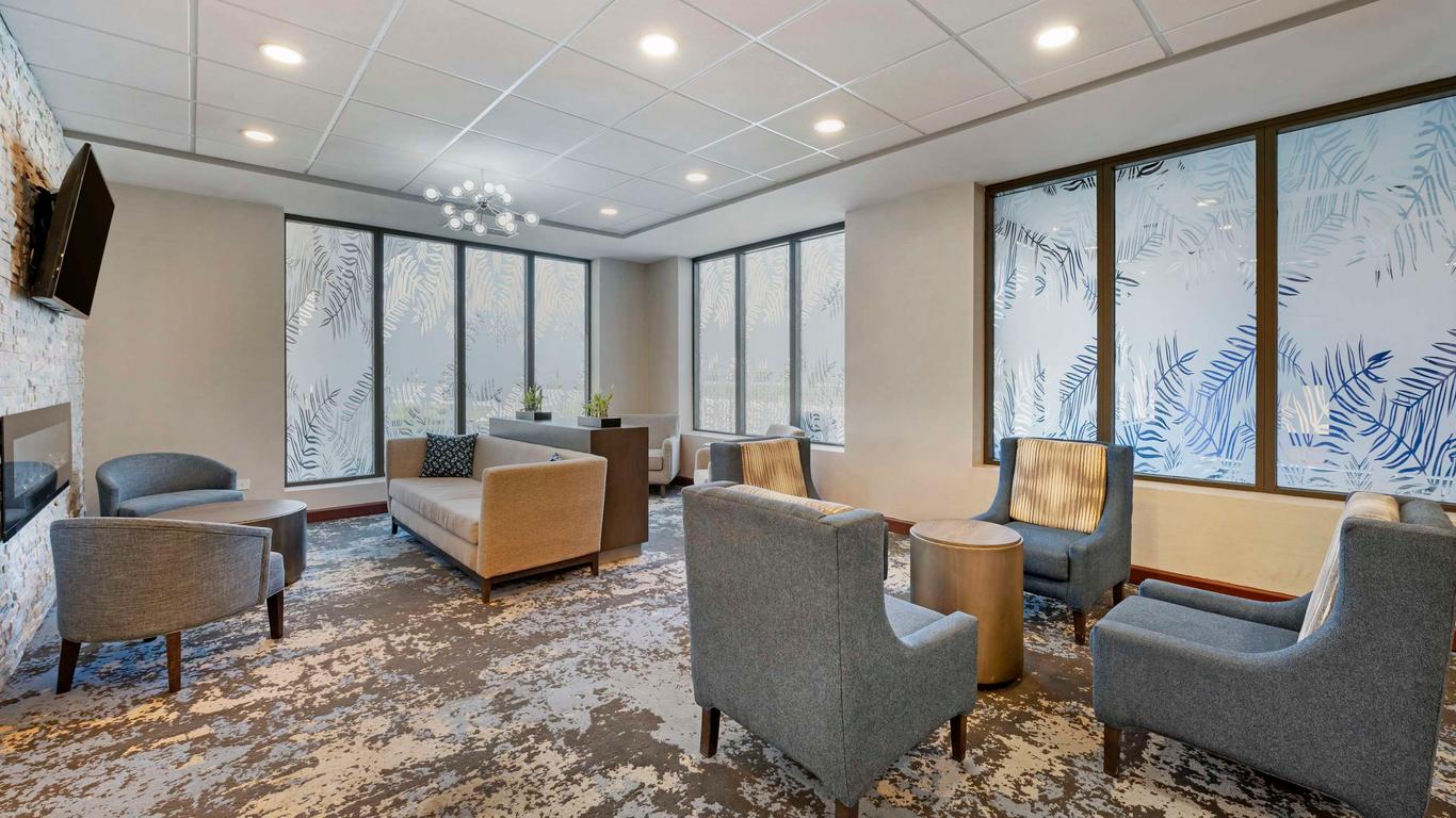 Best Western Plus South Holland/Chicago Southland