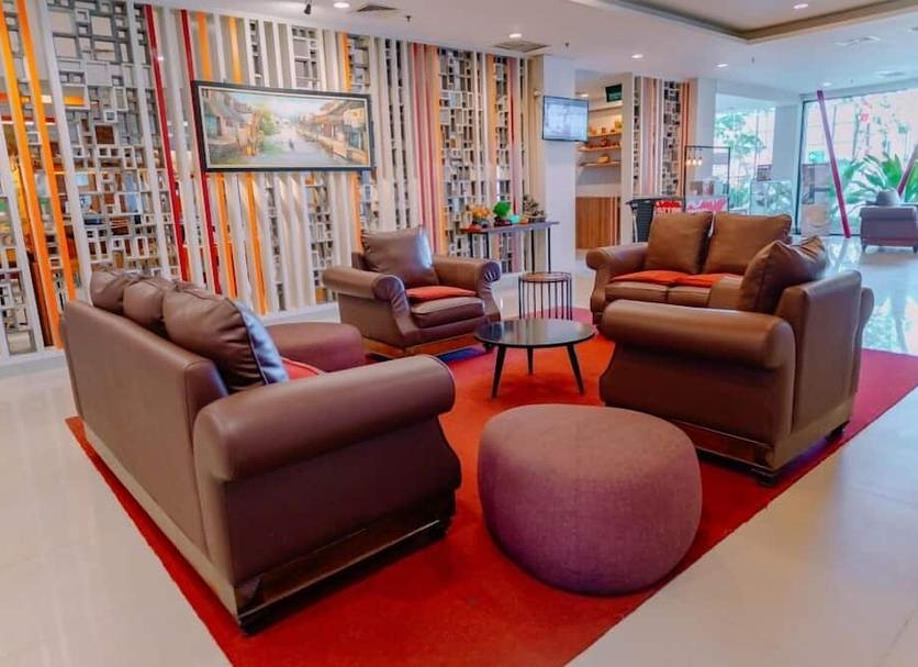 Lounge Photo