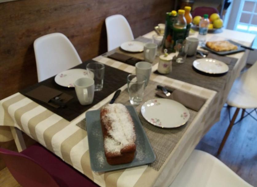 Dining room Photo