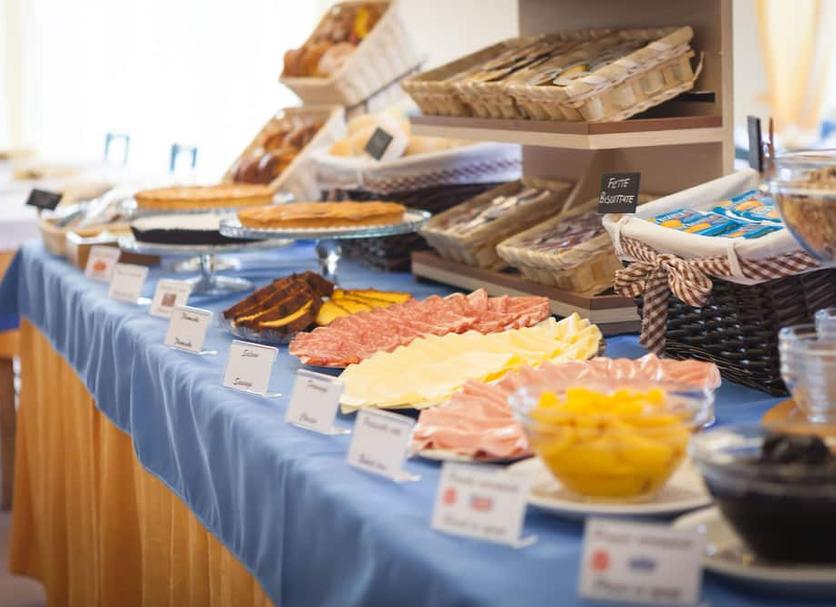 Buffet Photo