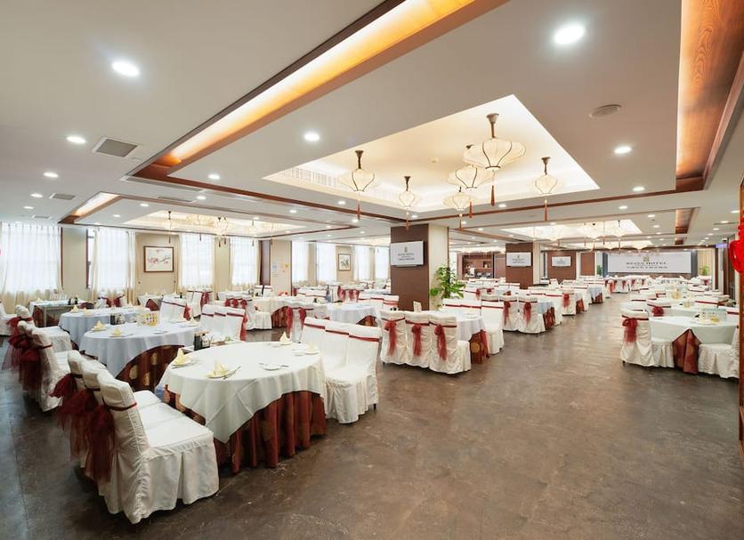 Banquet hall Photo