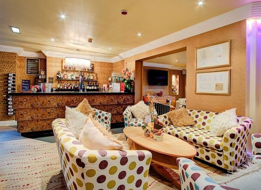 Bar Photo