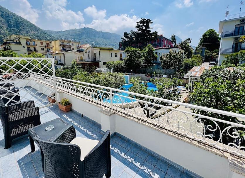 Balcony Photo