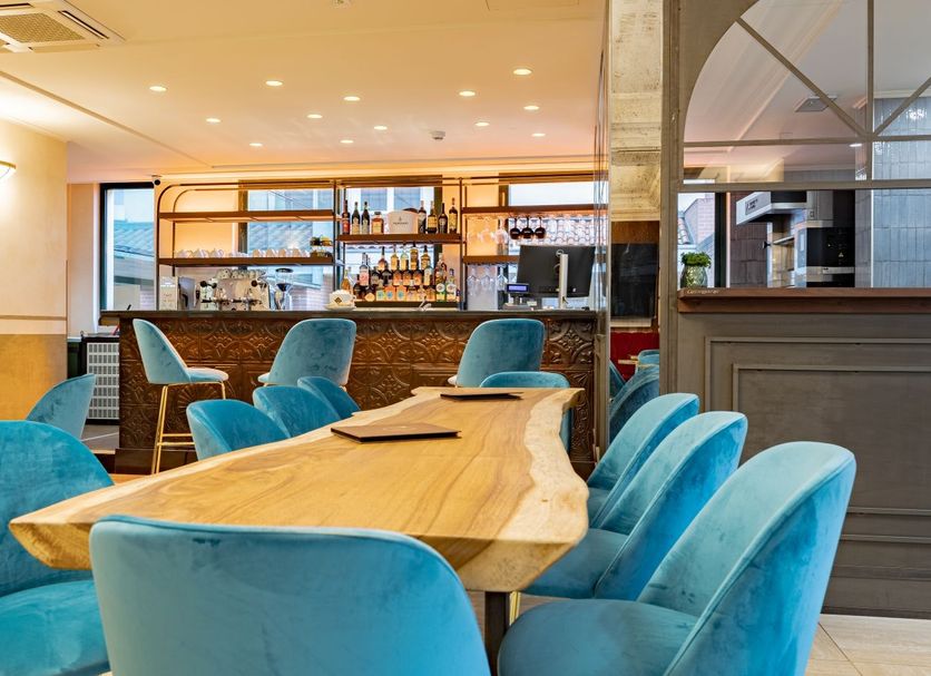 Bar Photo