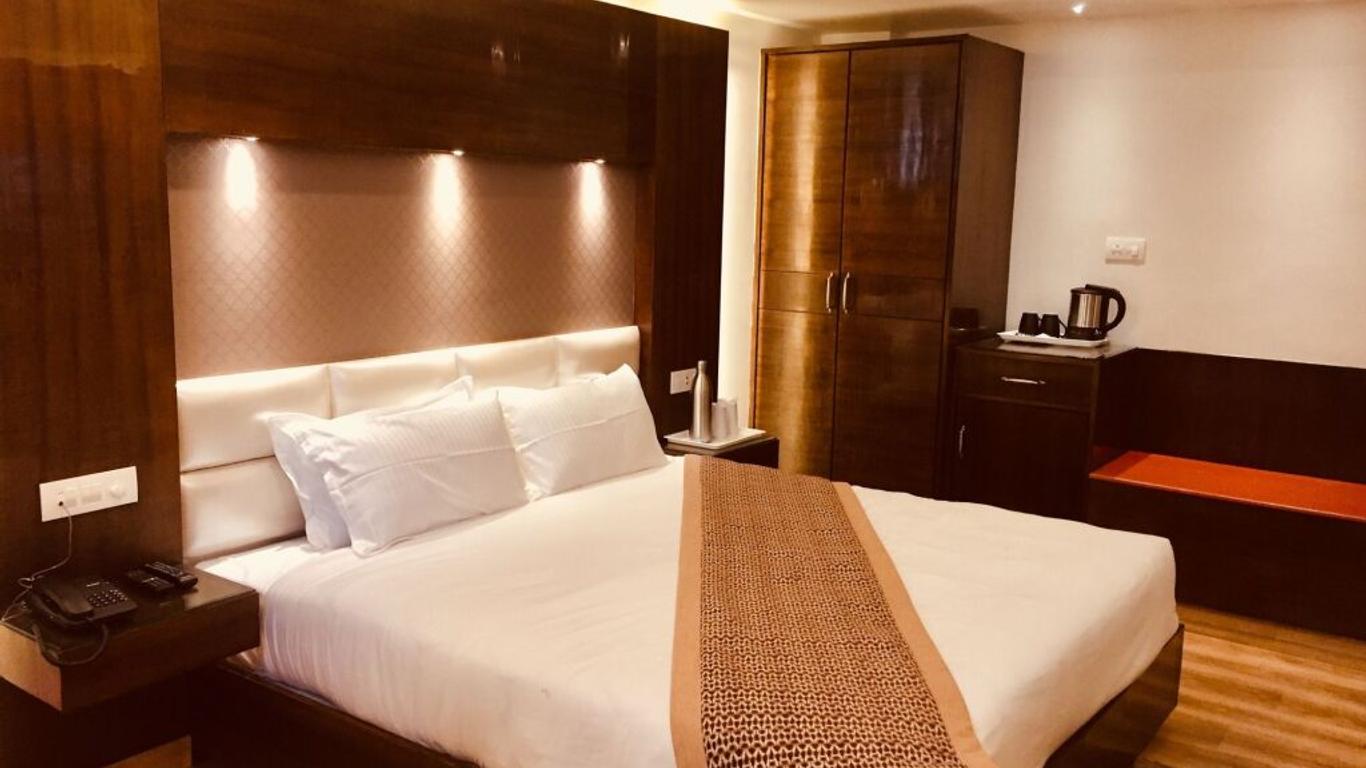 The Altruist Amr Hotel