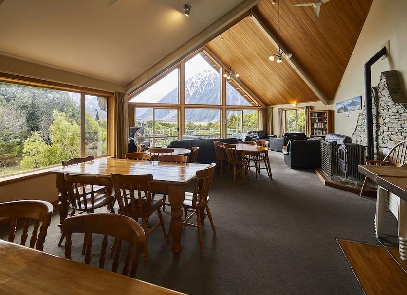Dining room Photo