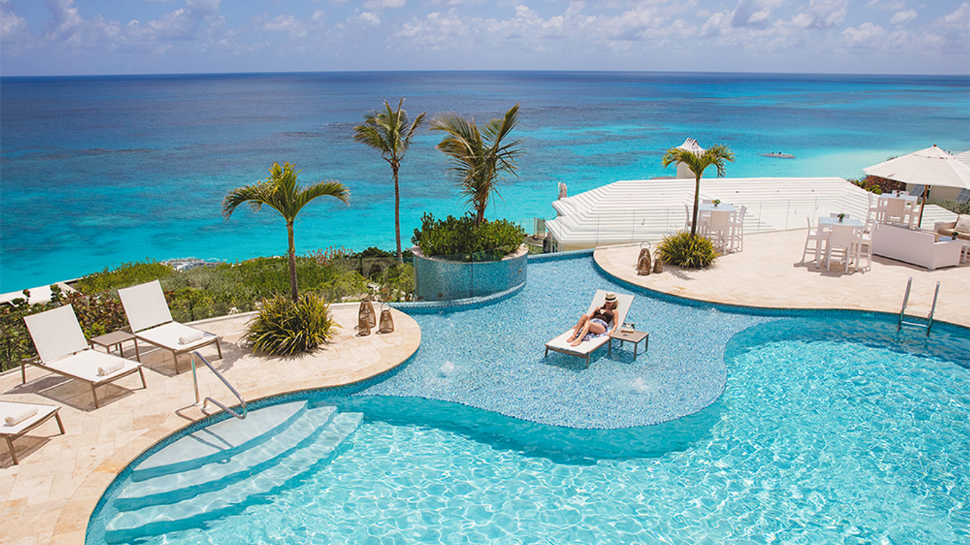 Azura Bermuda