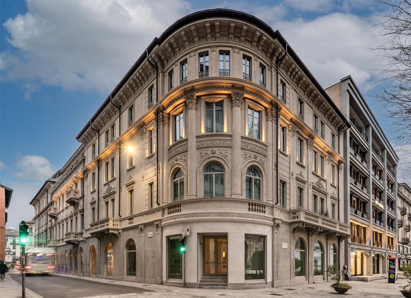 Building Photo