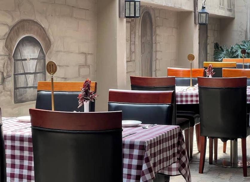 Restaurant Photo