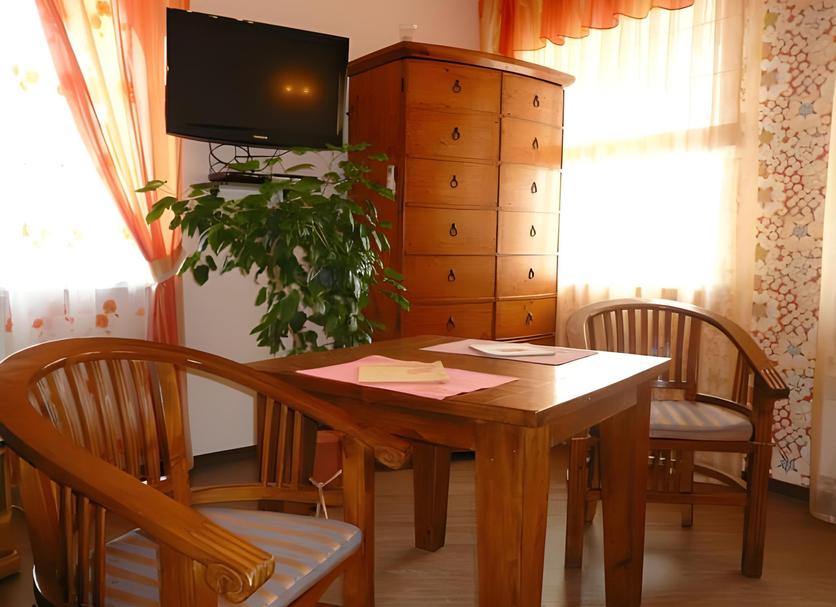 Dining room Photo