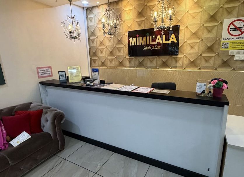Front desk Photo