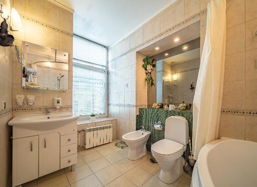 Bathroom Photo
