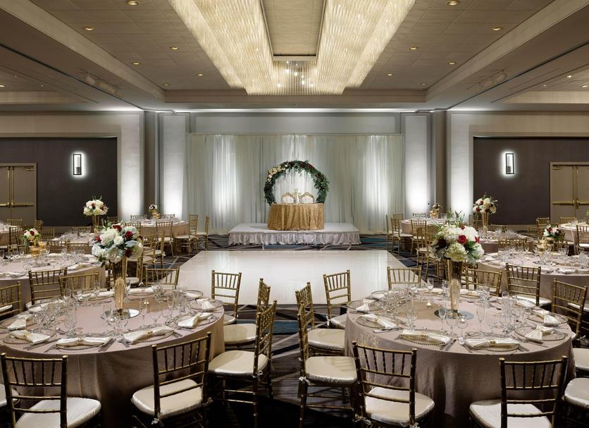 Banquet hall Photo